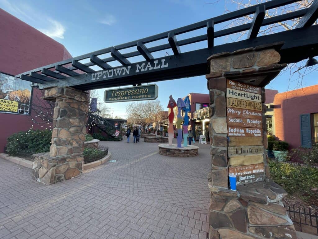The very walkable Uptown Sedona area. The very walkable Uptown Sedona area.