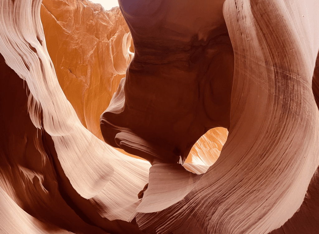 Sun reflecting on the sandstone at Antelope Canyon