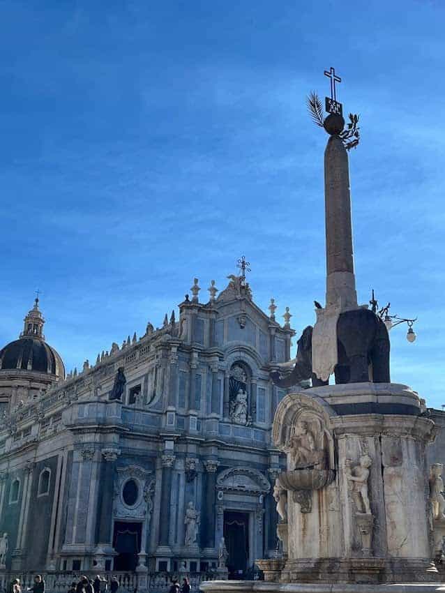 The Fountain of the Elephant is in the center of the Pizza Duomo