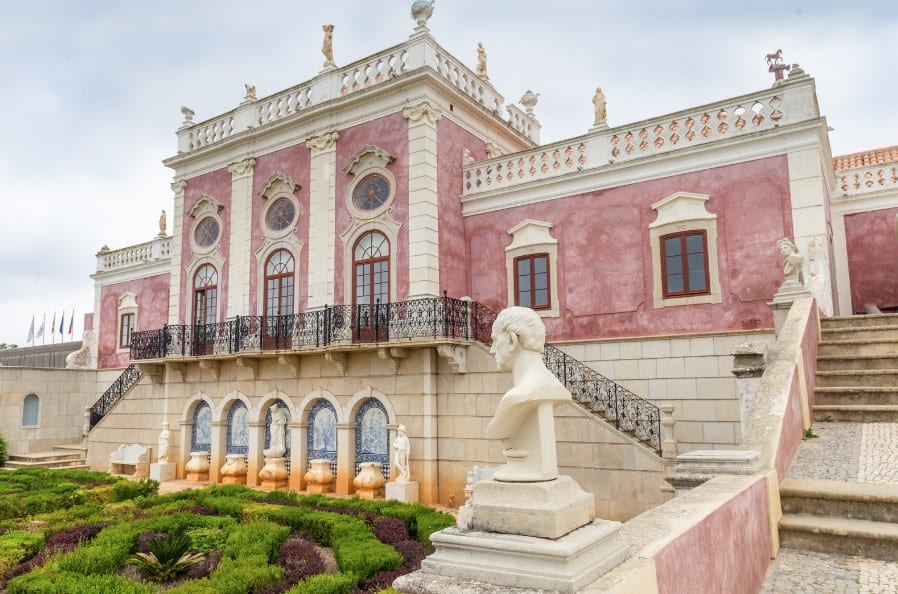 Estoi is known for its Palace and Milreu Roman ruins