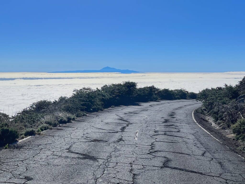 The roads on top at Roque de los Muchachos is not the best for getting around La Palma