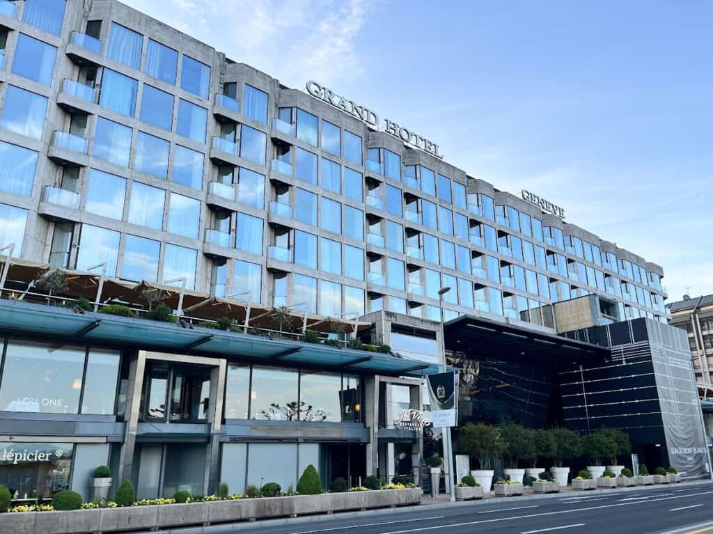 The sleek design of Fairmont Grand Hotel, a luxury hotel near Lake Geneva Switzerland, providing exceptional views and amenities.