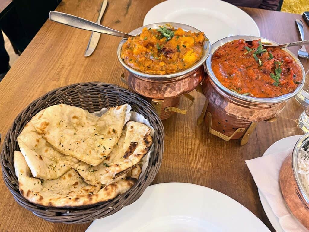 Flavorful dishes served at Golden India in Zermatt highlight vibrant colors and enticing aromas, with rich curry and fluffy naan that make for a mouthwatering experience. This restaurant is a fantastic choice for travelers exploring how many days to spend in Zermatt while seeking diverse culinary options.